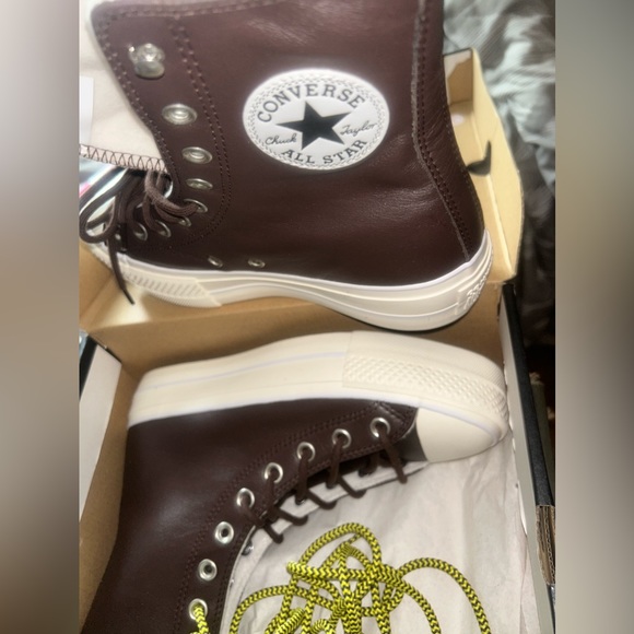 Leather chuck Taylor’s NWT - Picture 8 of 16